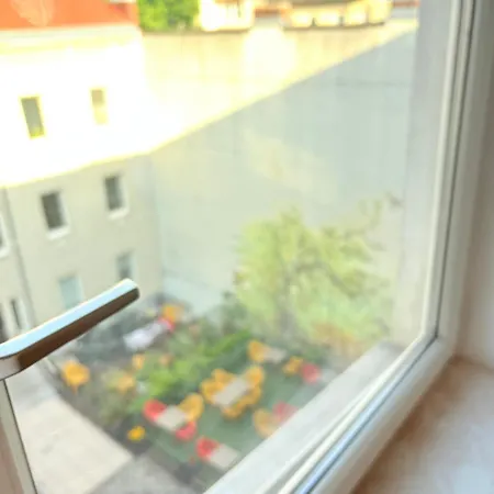 Beenie 6 Oda ve Kahvaltı Linz